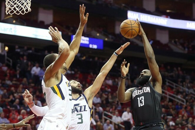 Jamesas Hardenas | Scanpix nuotr.