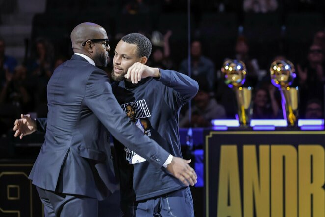 Iguodala ir Curry | Scanpix nuotr.