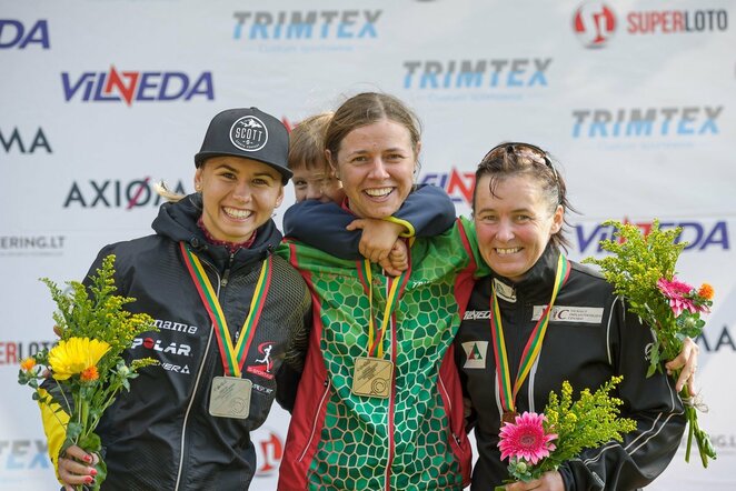 Moterų varžybų prizininkės | Organizatorių nuotr.