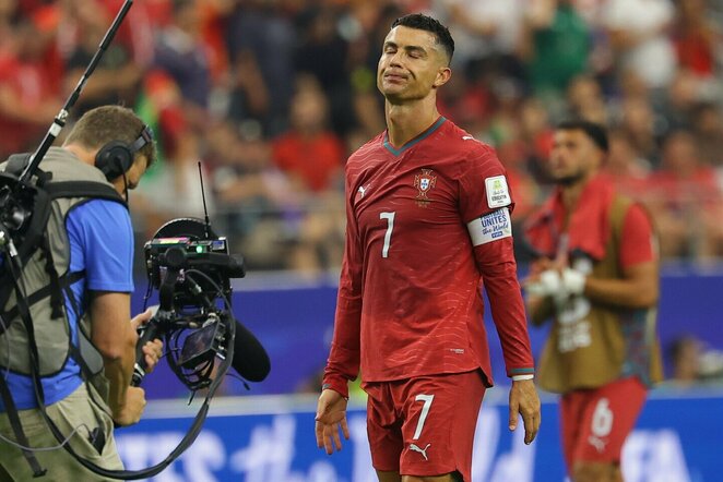 Cristiano Ronaldo | EPA / CHRISTOPHER NEUNDORF nuotr.