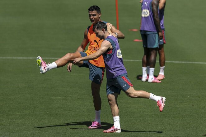 Cristiano Ronaldo ir Francisco Conceicao | EPA nuotr.