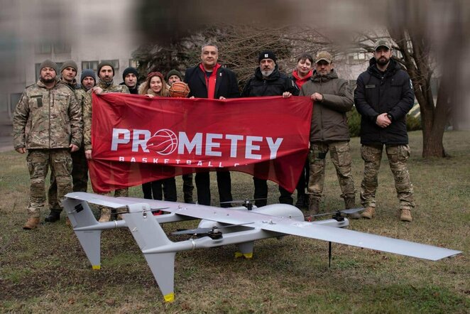 „Prometey“ įteikė 350 tūkstančių eurų vertės dovaną Ukrainos kariuomenei | Organizatorių nuotr.