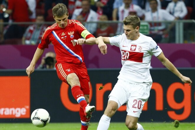 Andrejaus Aršavino (kairėje) ir Lukaszo Piszczeko (dešinėje) dvikova | AP/Scanpix nuotr. 