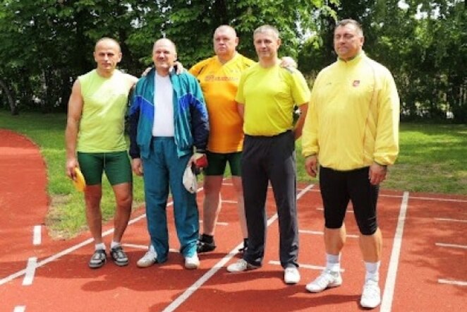 Rimvydas Medišauskas (antras iš kairės) | sportoveteranai.lt nuotr. 
