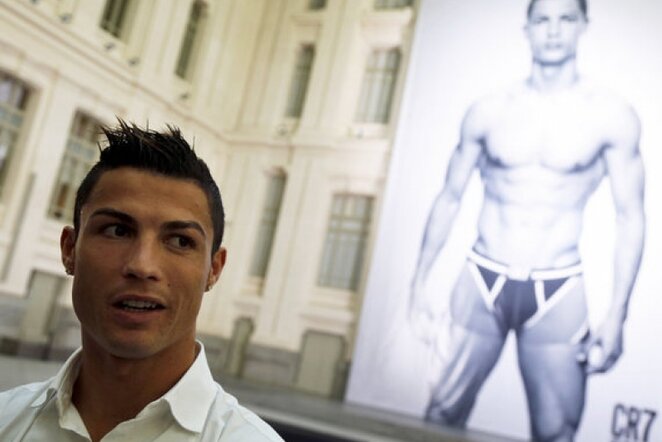 Cristiano Ronaldo pristatė savo naujus apatinius | Reuters/Scanpix nuotr.