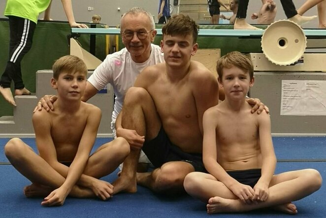 Iš kairės: Martynas Lisauskas, treneris Kęstutis Autukas, Sebastian Konecki ir Kiril Baziuk | Organizatorių nuotr.