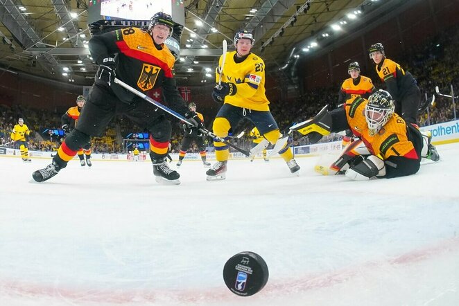 Švedijos – Vokietijos rungtynių akimirka | IIHF nuotr.