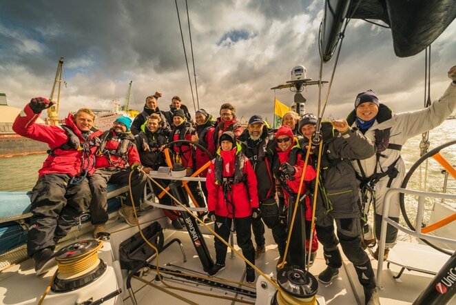 Lietuvos „Ambersail 2“ susirungs su identiška „Sailing Poland“ jachta (Girmanto Neniškio nuotr.) | Organizatorių nuotr.