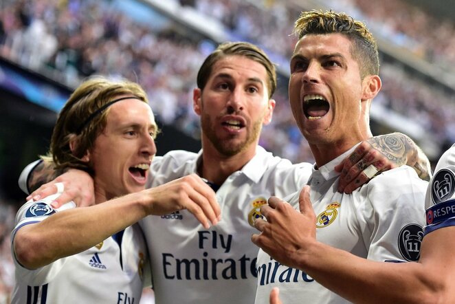 Luka Modričius, Sergio Ramosas ir Cristiano Ronaldo | Scanpix nuotr.