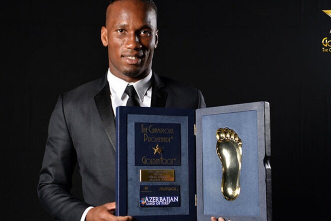 Didier Drogba „Auksinės pėdos“ įteikimo ceremonijoje | goldenfoot.com nuotr.