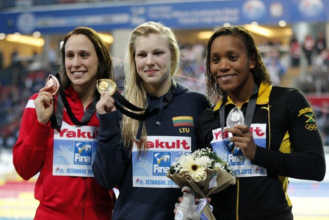 Rūta Meilutytė (viduryje) | Reuters/Scanpix nuotr.