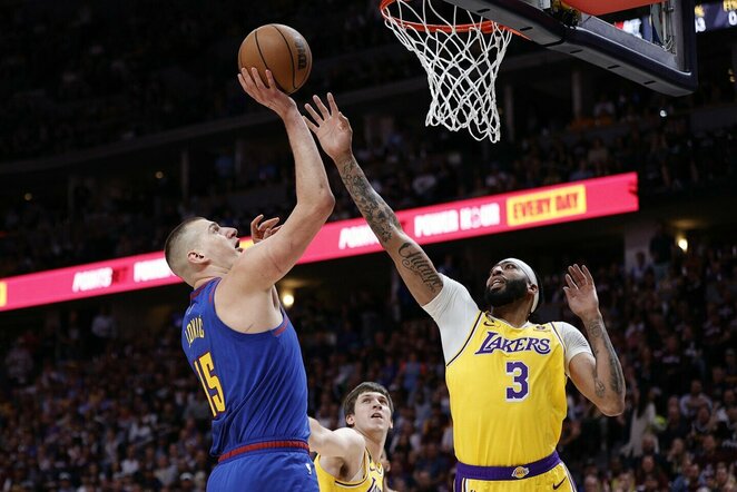 Nikola Jokičius ir Anthony Davisas | Scanpix nuotr.