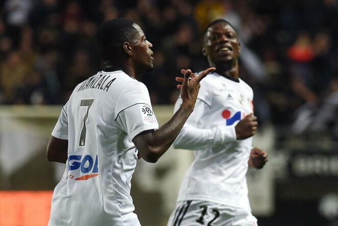 „Amiens“ žaidėjai džiaugiasi įvarčiu | Scanpix nuotr.