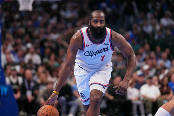 Jamesas Hardenas | Scanpix nuotr.