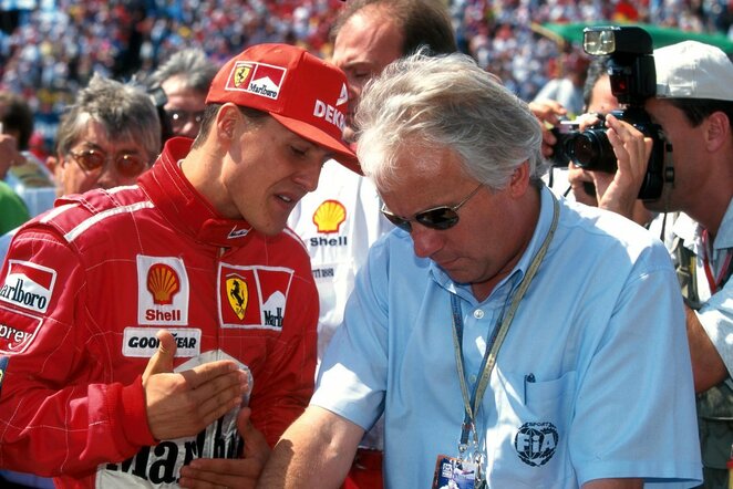 Michaelis Schumacheris ir Charlie Whitingas | Scanpix nuotr.