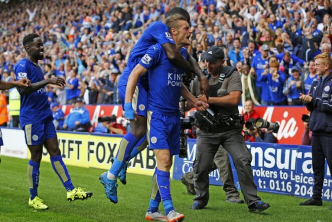 Leicester“ futbolininkai švenčia įvartį | Reuters/Scanpix nuotr.