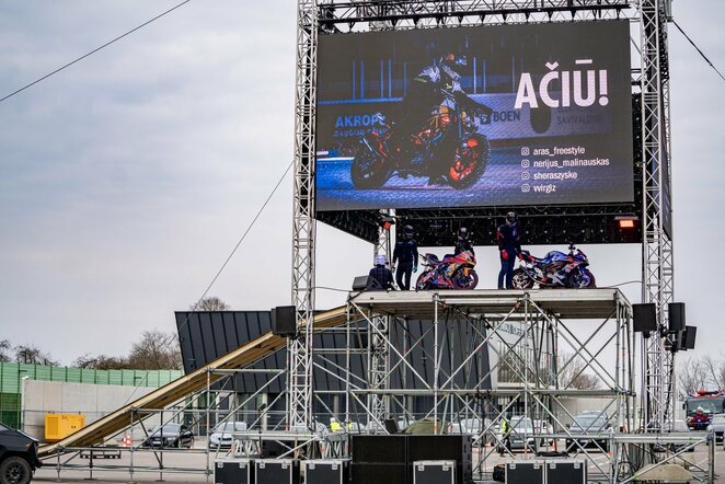 Savaitgalį motoakrobatas A.Gibieža pristatė savo klipą „Ledas!“ | Vytauto Dranginio nuotr.
