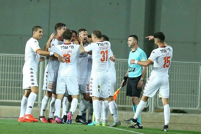 Komandos draugai sveikina Nerijų Valskį | Organizatorių nuotr.