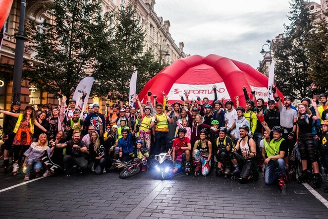 Vilniaus naktinis riedėjimas žada tikrą superherojų fiestą | Organizatorių nuotr.