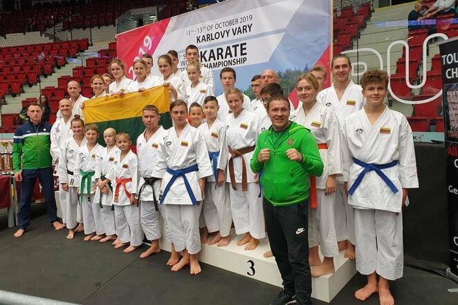 Lietuviai išsaugojo šotokan karatė pasaulio čempionų titulus | Organizatorių nuotr.