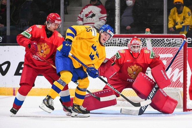 Rusija U-20 – Švedija U-20 rungtynių akimirka | IIHF nuotr.