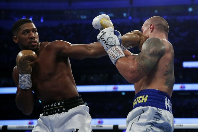 Anthony Joshua ir Oleksandras Usykas | Scanpix nuotr.