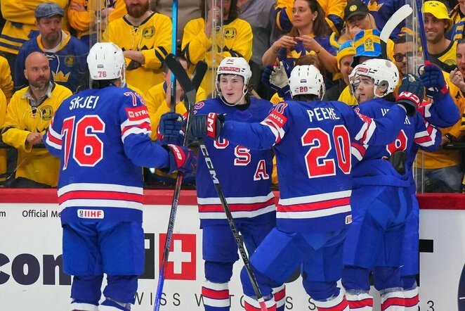 Švedija – JAV rungtynių akimirka | IIHF nuotr.