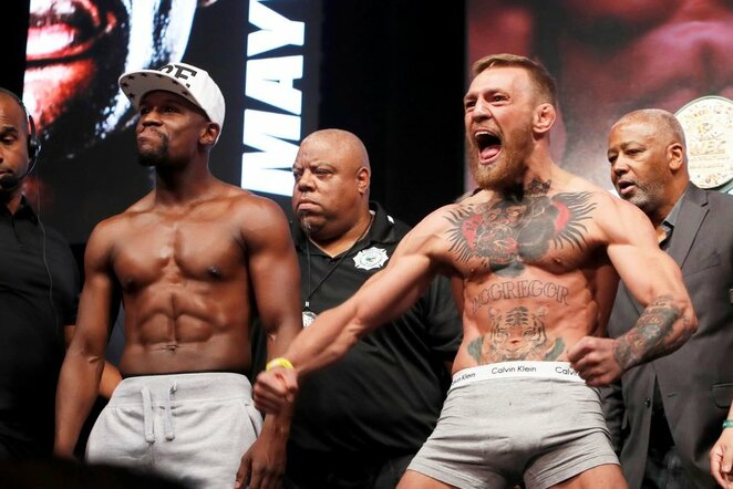 Floydas Mayweatheris ir Conoras McGregoras | Scanpix nuotr.