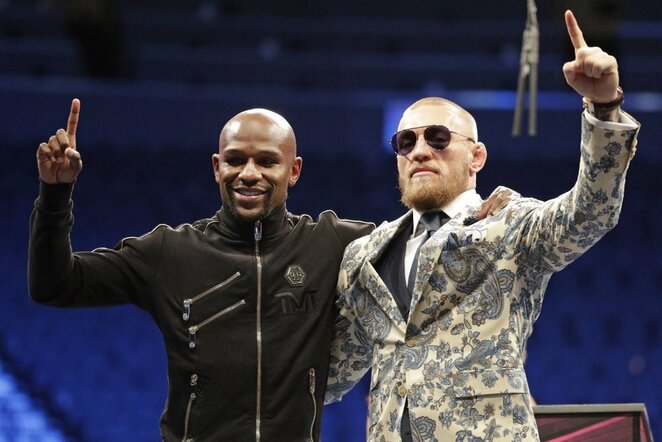 Floydas Mayweatheris ir Conoras McGregoras | Scanpix nuotr.