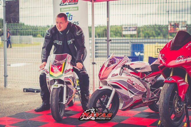 „Navas Racing Club“: belaukiant varžybų, kviečia mokytis | Edgaro Ščiglinsko nuotr.