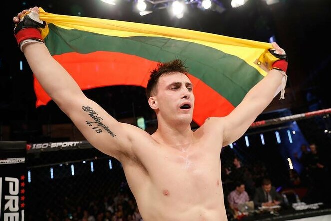 Modestas Bukauskas | dollyclew/cage warriors nuotr.