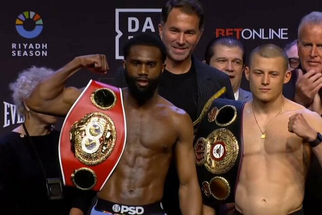 Jaronas Ennisas ir Eimantas Stanionis | „Stop“ kadras