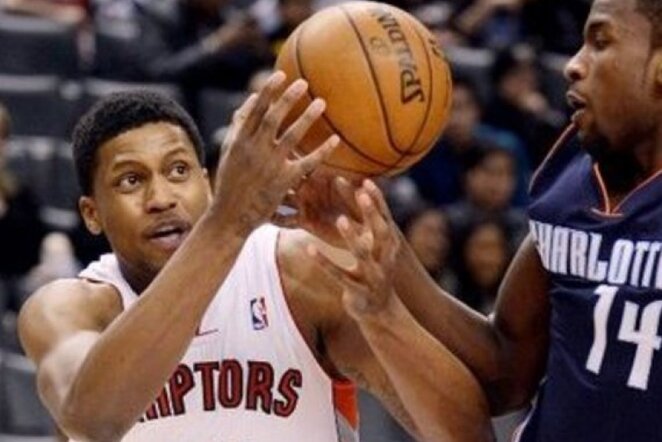 Mainai į naudą išėjo ir „Raptors“, ir „Grizzlies“ (Scanpix)