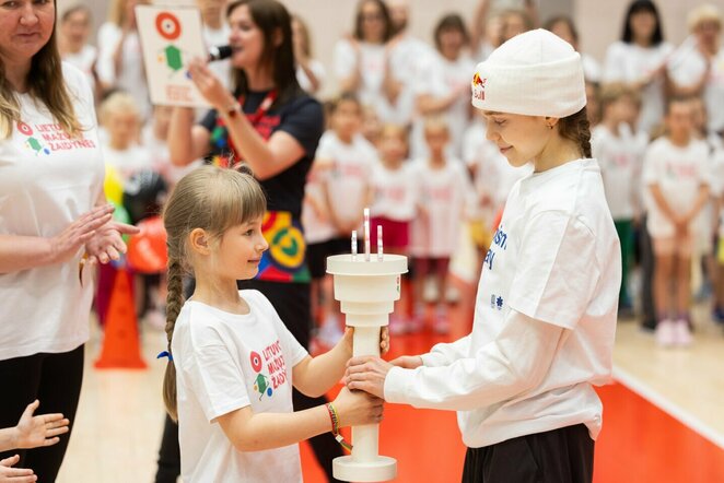 Lietuvos mažųjų žaidynių festivalyje – olimpinės vicečempionės Banevič šokis ir įkvepianti kalba mažiesiems | LTOK nuotr.
