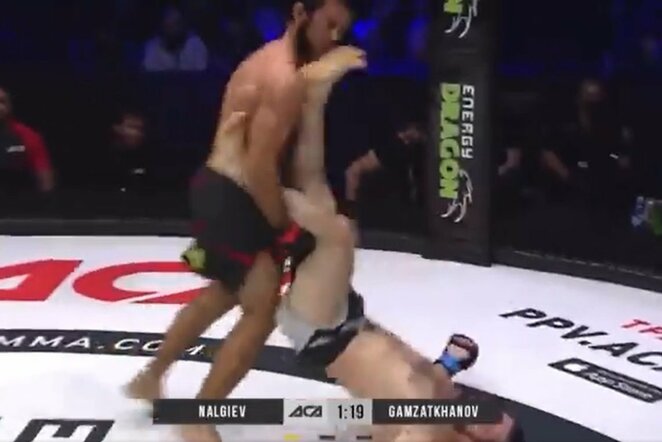 Nokautas | „Twitter“ nuotr.