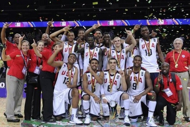JAV rinktinė liko čempione (FIBA nuotr.)