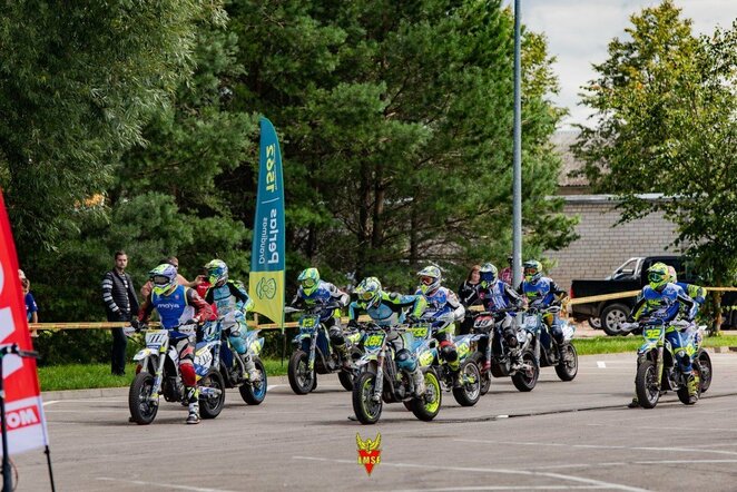 „Supermoto“ etapas Tauragėje | Organizatorių nuotr.