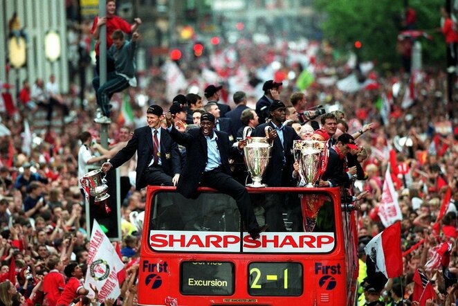 1999 metų „Manchester United“ | „Twitter“ nuotr.