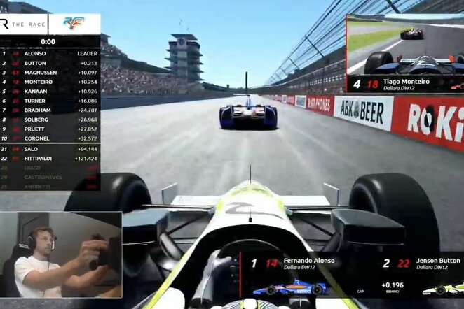 Jensono Buttono ir Fernando Alonso dvikova | Youtube.com nuotr.