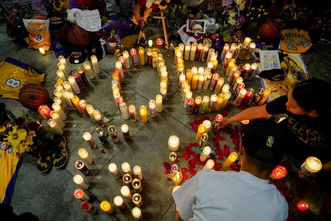 Pasaulis gedi Kobe Bryanto | Scanpix nuotr.