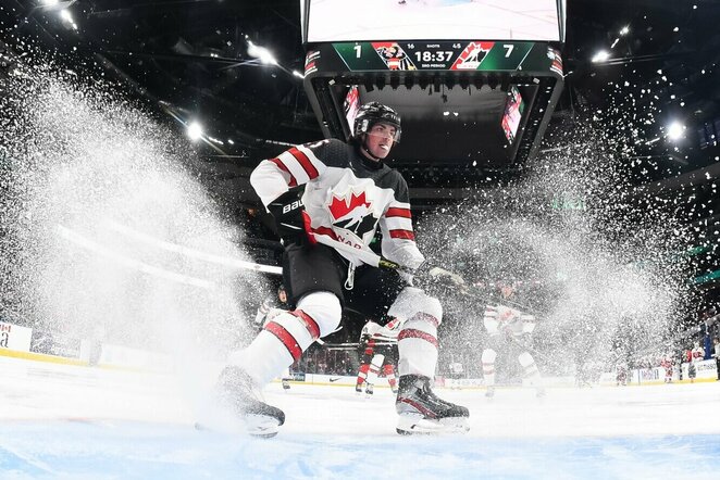 Austrija – Kanada rungtynių akimirka | IIHF nuotr.