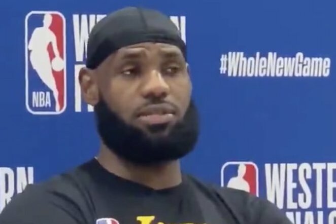 LeBronas Jamesas | „Stop“ kadras