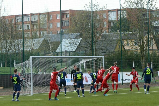 Panevėžio miesto savivaldybė modernizavo „Žemynos“ progimnazijos stadionas | Organizatorių nuotr.