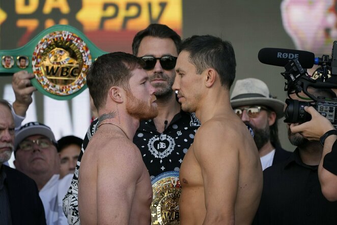 Saulis „Canelo“ Alvarezas ir Genadijus Golovkinas | Scanpix nuotr.