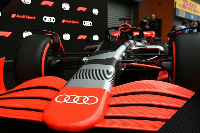 „Audi“ oficialiai susitarė su „Sauber“ | „Twitter“ nuotr.
