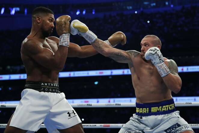 Anthony Joshua ir Oleksandras Usykas | Scanpix nuotr.