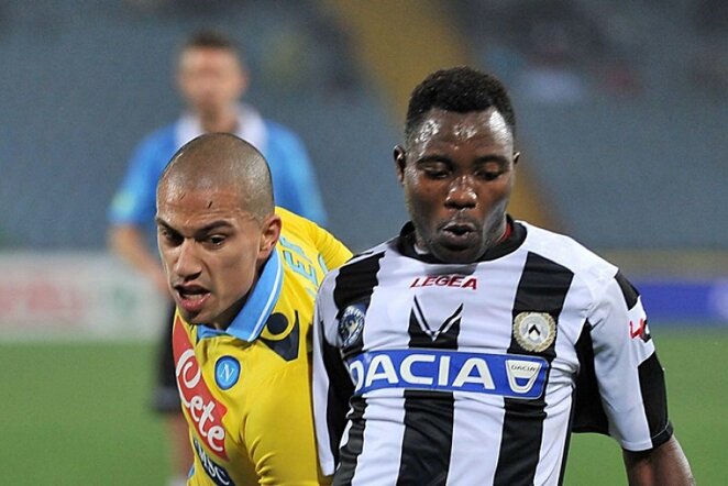 Kwadwo Asamoah rungtynėse prieš „Napoli“ | AFP/Scanpix nuotr.