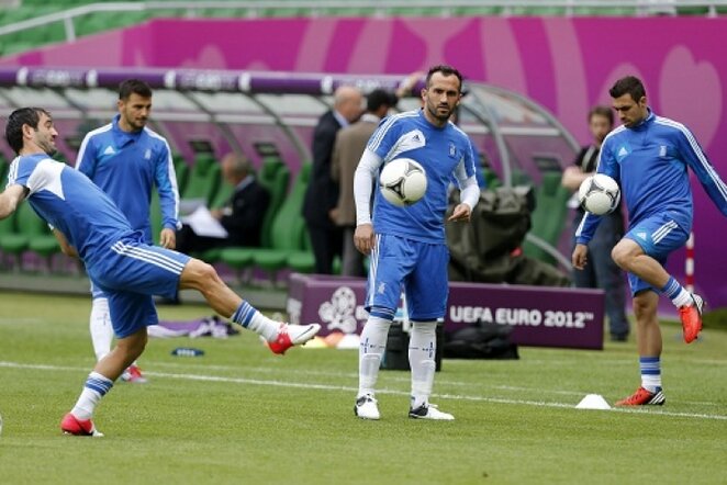 Graikijos rinktinės futbolininkai treniruotėje prieš mačą su Čekija | AP/Scanpix nuotr.