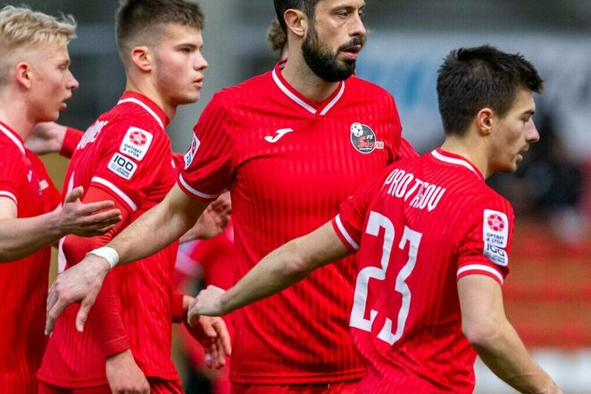 Aleksandras Živanovičius (centre) | fksuduva.lt nuotr.