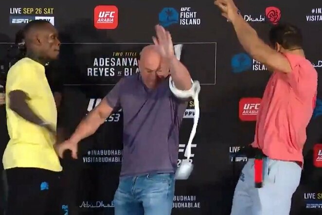 Israelis Adesanya, Dana White'as ir Paulo Costa | „Twitter“ nuotr.